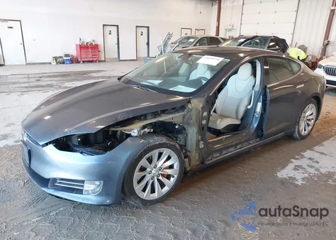 2019 Tesla Model S 100D/75D/Long Range/Standard Range from USA, damaged, VIN 5YJSA1E29KF305927